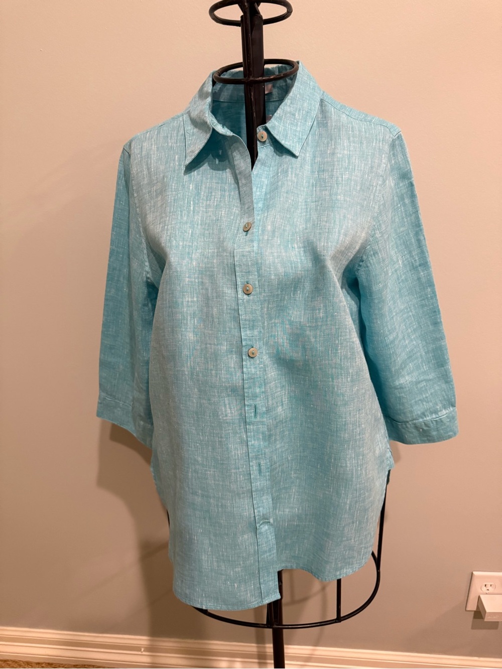 Chico's Aqua Textured Button-Down Shirt